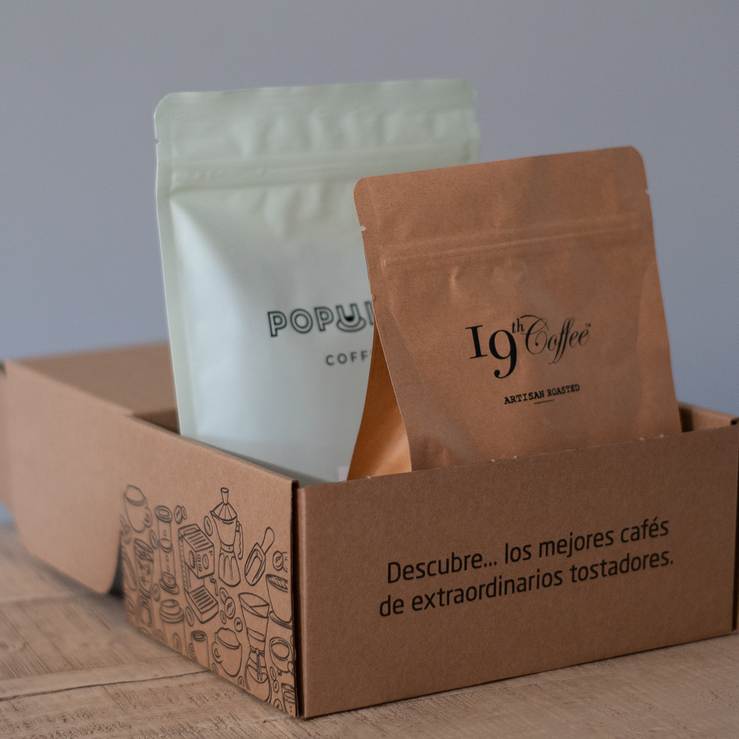 Tarjeta de regalo Curador con café de especialidad de Europa en caja para regalo