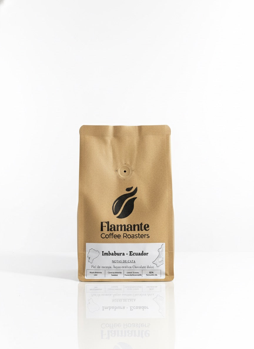 Bolsa de café Ecuador Imbabura de Flamante Coffee Roasters con notas de chocolate con leche, piel de naranja y bayas, ideal para V60 y Chemex